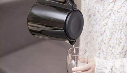 溢爱净水机:水垢波及健康?涨常识巧提防 溢爱净水机:水垢波及健康?涨常识巧提防